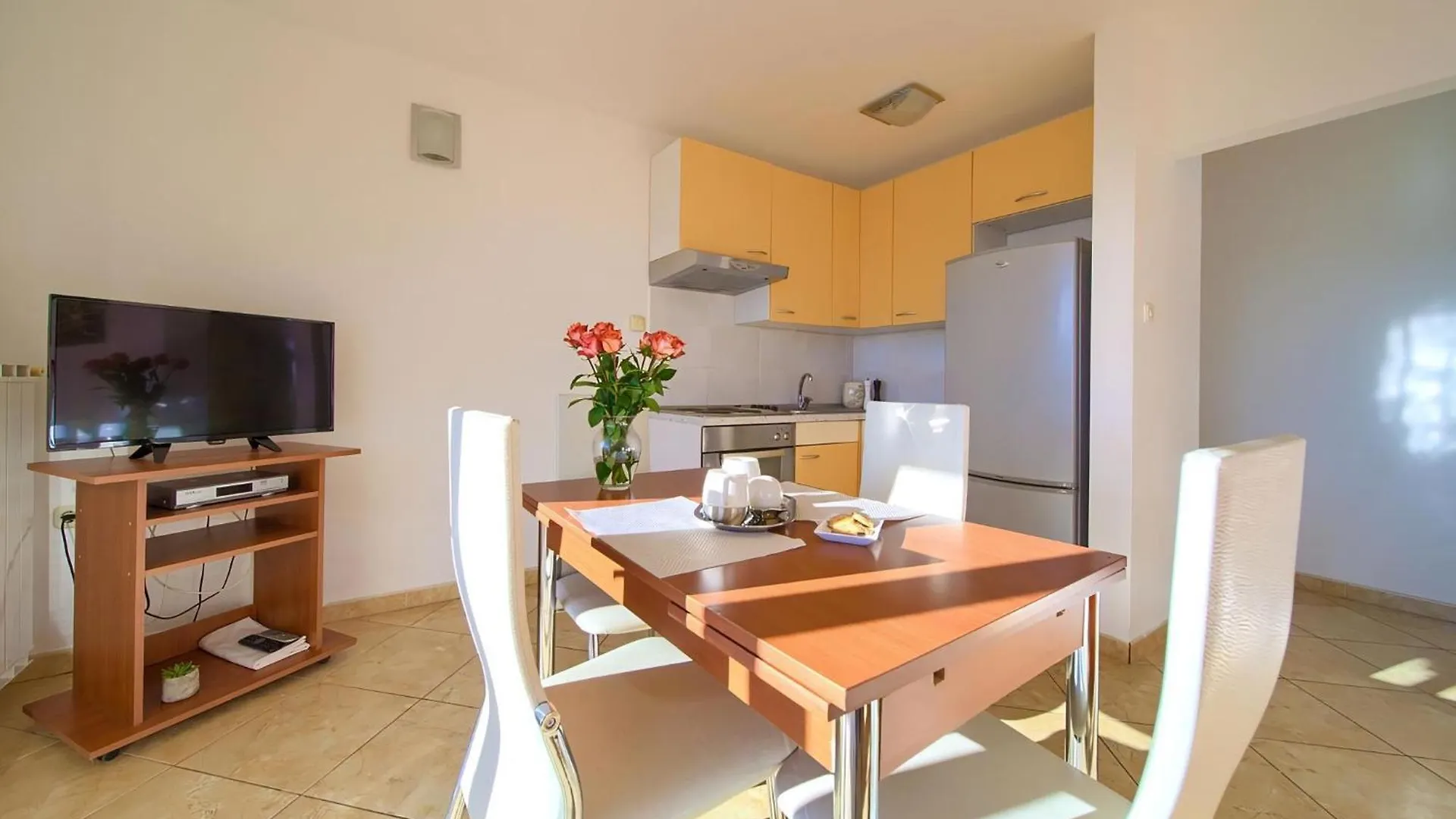 Wohnung Nr, 4 Mit Atemberaubendem Meerblick Cizici Apartment