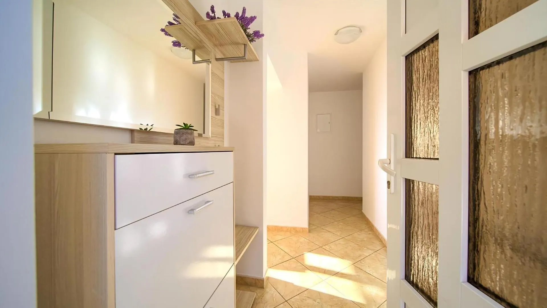 Wohnung Nr, 4 Mit Atemberaubendem Meerblick Cizici 0*,  Croatia
