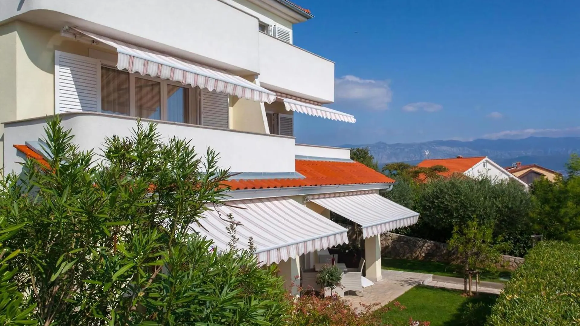 Wohnung Nr, 4 Mit Atemberaubendem Meerblick Cizici